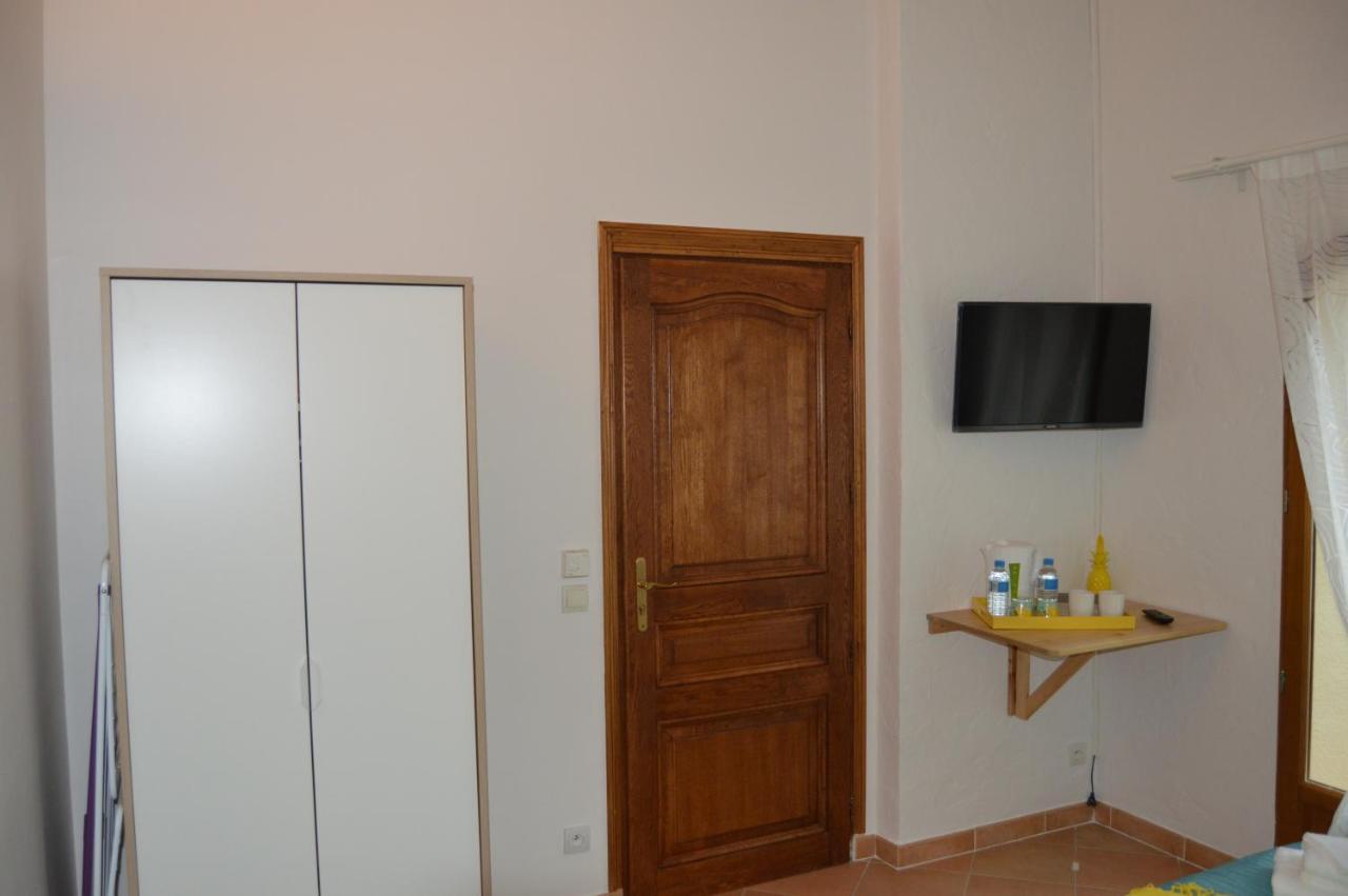 Villa Asunda B&B Spa&Sauna, Chambres d'Hôtes Saint-Maximin Exterior foto
